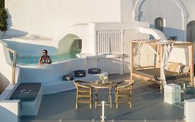 Cocoon Suites (Adults Only)